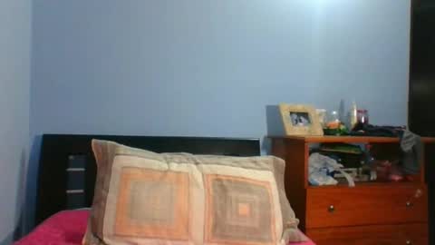 Snapshot of scarletscott_ chatting on 02/13/25, 03:07 Nataly online show from 02/13/25, 03:07