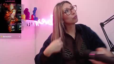 Scarlett online show from 01/06/26, 11:47