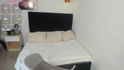 Scarlett online show from 10/27/25, 01:48