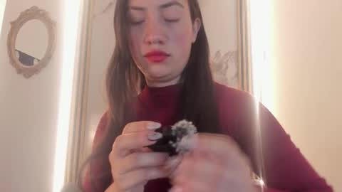 Snapshot of scarlett__fox__ chatting on 02/11/26, 11:15 SCARLETT FOX online show from 02/11/26, 11:15