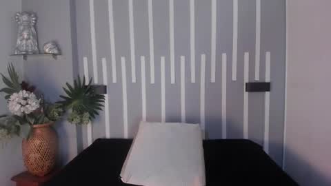 Snapshot of scarlett__fox__ chatting on 03/16/26, 11:36 SCARLETT FOX online show from 03/16/26, 11:36