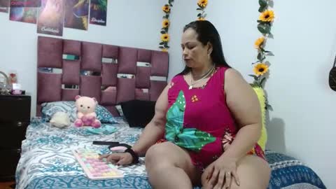 Scarlett online show from 10/16/25, 01:17