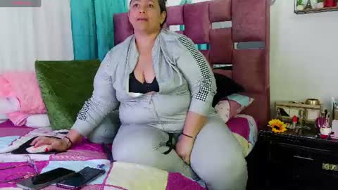 Snapshot of scarlett__jhonson chatting on 06/21/26, 02:58 Scarlett online show from 06/21/26, 02:58