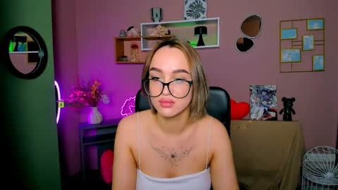 Snapshot of scarlett_badgirl chatting on 04/07/26, 06:03 Scarlett online show from 04/07/26, 06:03