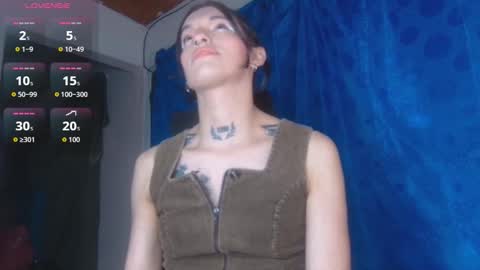 scarlet online show from 11/08/25, 10:41