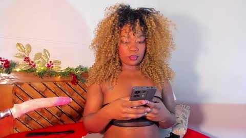 Mariana online show from 12/10/24, 11:54