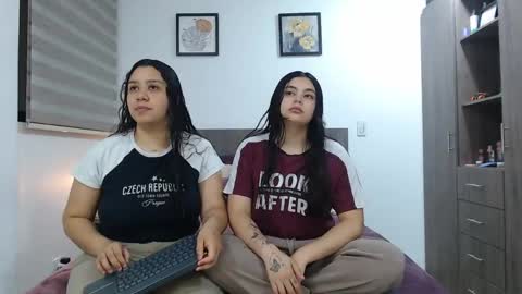 Snapshot of scarlett_evance chatting on 05/06/26, 03:46 Scarlett and Jazmin online show from 05/06/26, 03:46