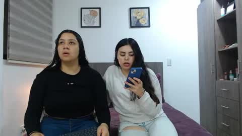 Snapshot of scarlett_evance chatting on 05/12/26, 09:39 Scarlett and Jazmin online show from 05/12/26, 09:39