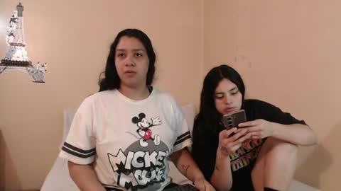 Scarlett and Jazmin online show from 07/05/26, 02:40