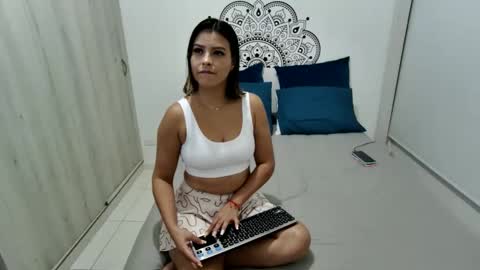 Scarlett Evans online show from 03/04/25, 02:17