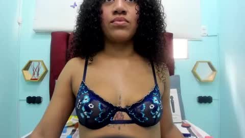 scarlett_fox20 online show from 10/17/25, 02:30