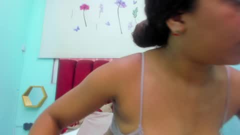 scarlett_fox20 online show from 05/22/26, 11:27