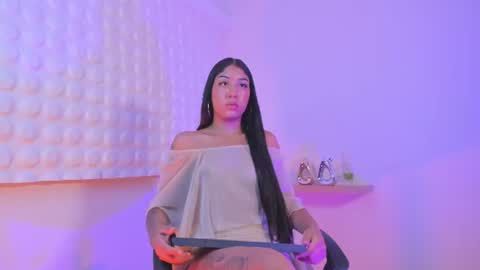 Snapshot of scarlett_fox_atelier chatting on 07/01/26, 01:02 scarlett_fox_atelier online show from 07/01/26, 01:02