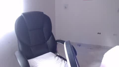 Scarlett online show from 03/05/25, 12:22