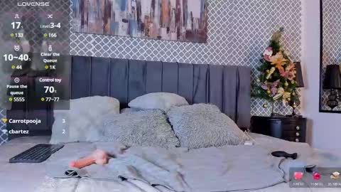 Scarlett online show from 12/22/24, 03:44