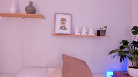 Snapshot of scarlett_morgan_ chatting on 01/28/25, 10:12 Scarlett Morgan online show from 01/28/25, 10:12