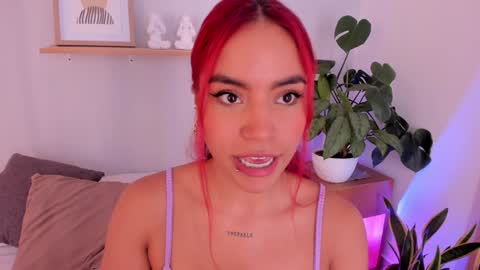 Snapshot of scarlett_morgan_ chatting on 02/05/25, 11:17 Scarlett Morgan online show from 02/05/25, 11:17