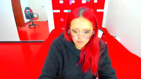 Snapshot of scarlett_red_11 chatting on 05/02/26, 05:07 scarlett_red_11 online show from 05/02/26, 05:07