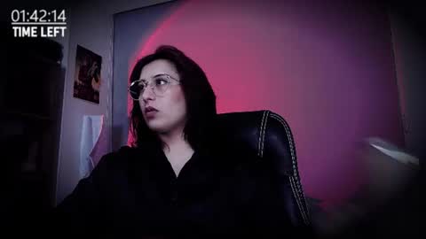 Snapshot of scarlett_sen chatting on 06/24/26, 03:22 Mistress Scarlett online show from 06/24/26, 03:22
