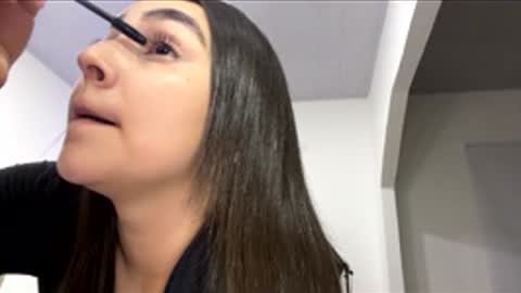 Snapshot of scarlett_skinny02 chatting on 12/13/25, 11:10 Isabella online show from 12/13/25, 11:10