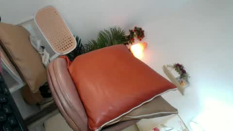 Snapshot of scarlett_sofia69 chatting on 07/07/26, 08:07 online show from 07/07/26, 08:07