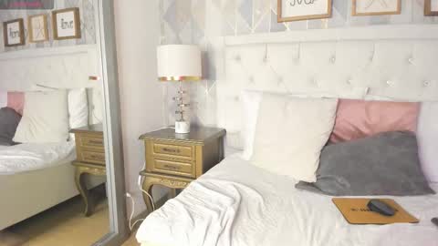 scarlett thompson 7 online show from 10/16/25, 03:51