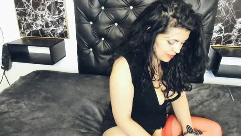 Scarlett online show from 12/18/24, 09:08