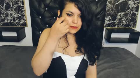 Scarlett online show from 01/29/25, 10:43