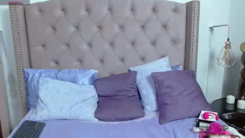 scarlettbooty online show from 03/11/25, 06:32