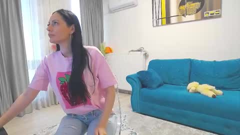 Scarlett online show from 03/20/26, 05:45