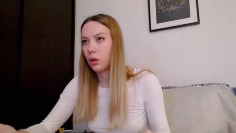 Scarlett online show from 01/18/26, 01:04