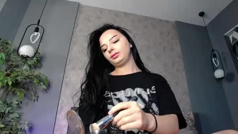 scarlettjakobs online show from 04/23/26, 03:52