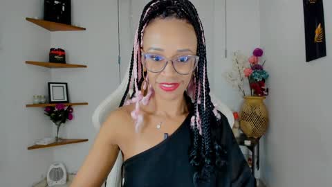 Scarlett online show from 01/13/25, 11:27