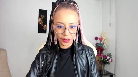 Scarlett online show from 02/19/25, 11:36