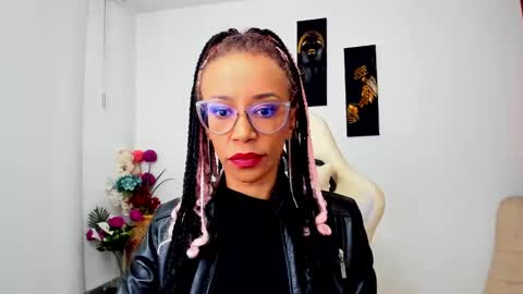 Scarlett online show from 03/12/25, 12:42