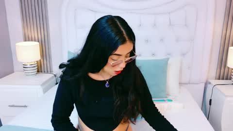 Scarlett Petrova online show from 04/30/26, 11:27