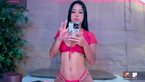 scarlettsinclaiir_ online show from 05/06/26, 10:09
