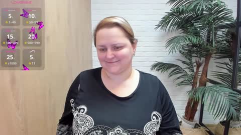 Scarlett online show from 01/21/25, 11:56