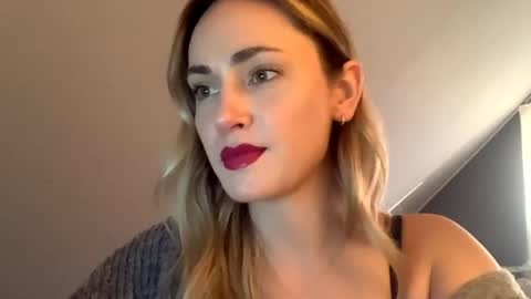 Snapshot of scarlettxblonde chatting on 03/18/26, 03:15 ScarlettxBlonde online show from 03/18/26, 03:15