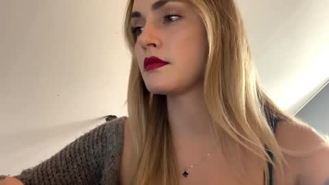 Snapshot of scarlettxblonde chatting on 03/31/26, 02:28 ScarlettxBlonde online show from 03/31/26, 02:28