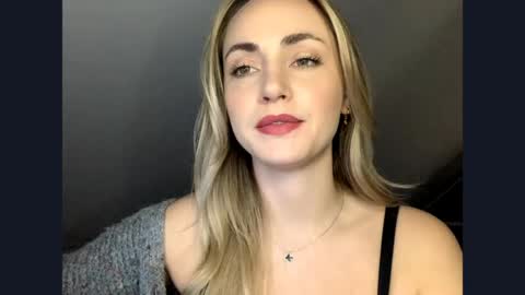 ScarlettxBlonde online show from 05/15/26, 08:32