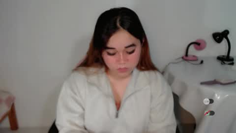Snapshot of scarletvamp chatting on 04/30/26, 05:03 scarletvamp online show from 04/30/26, 05:03