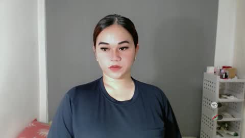 Snapshot of scarletvamp chatting on 05/14/26, 11:39 scarletvamp online show from 05/14/26, 11:39