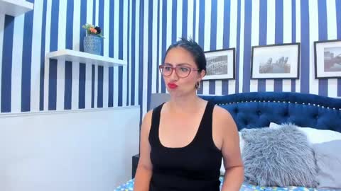 Scarlet  online show from 04/13/26, 08:14