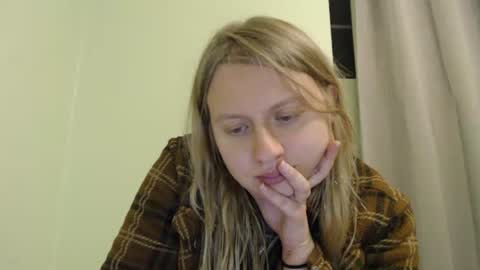 ScarTit Bernhard online show from 10/18/25, 04:04