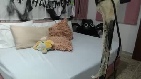 SCARLET online show from 10/31/25, 10:27