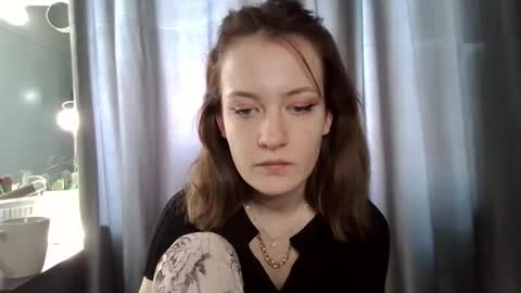 Elsa online show from 11/24/25, 10:37