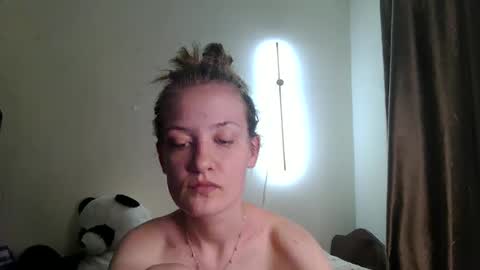 Elsa online show from 04/10/26, 02:11