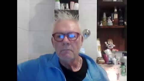 schizzodoro online show from 10/20/25, 03:51