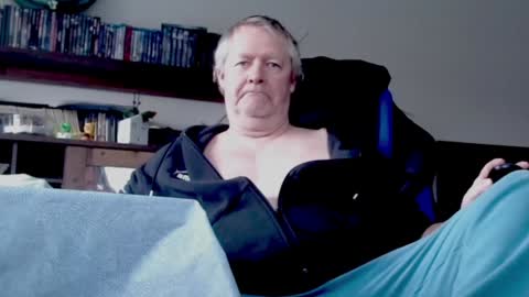 Thomas online show from 12/23/24, 09:38